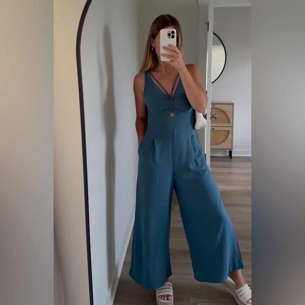 Linen blue jumpsuit
